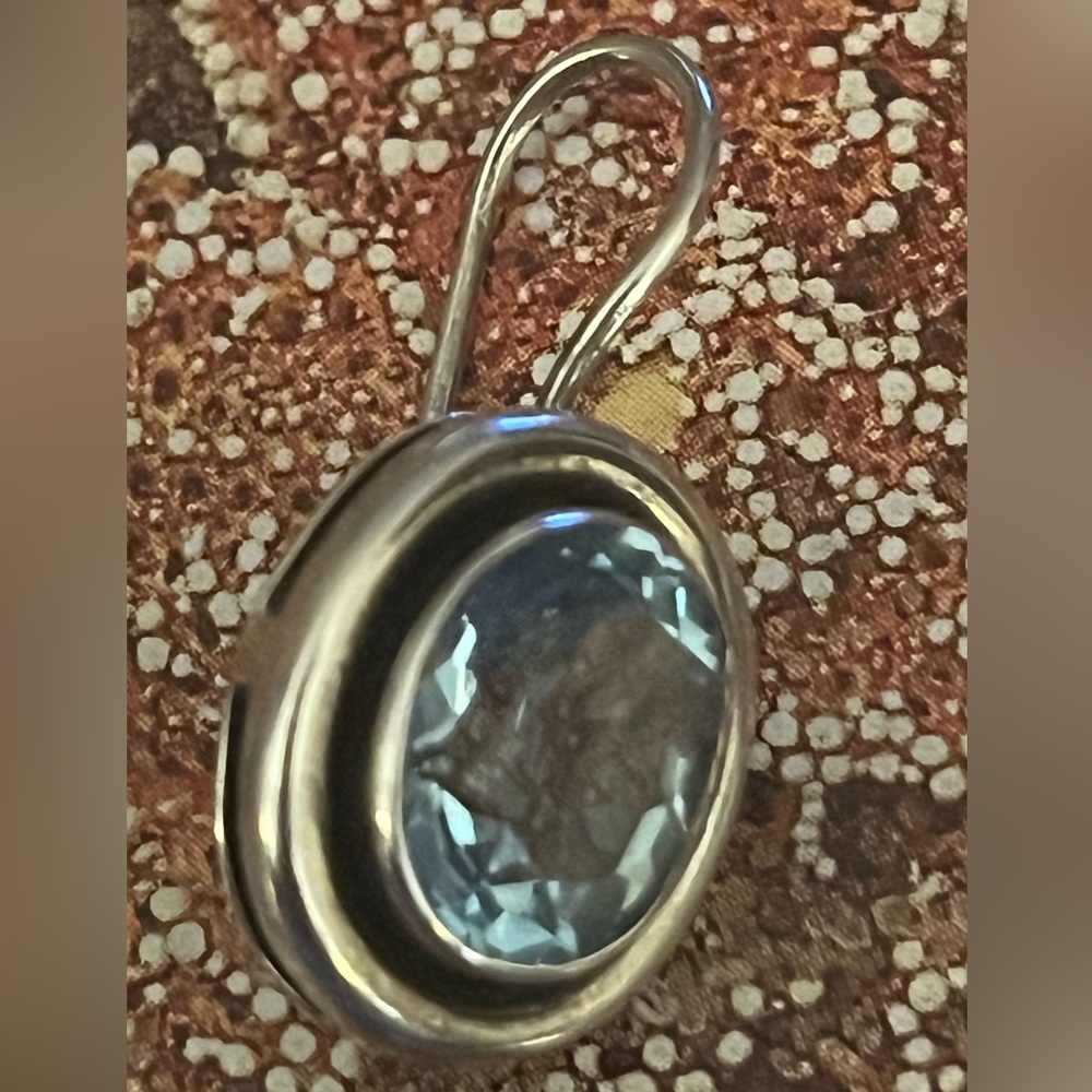 SINGLE EARRING ONLY: Silpada Blue Topaz 
Earring. - Picture 3 of 5